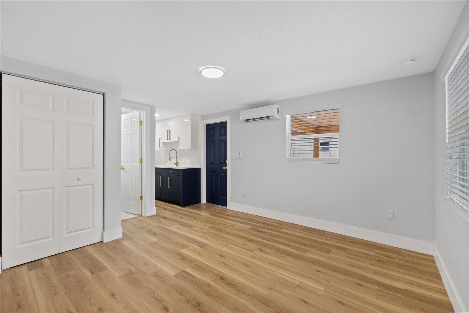 PINE CREST VILLA ADD 6 - Residential