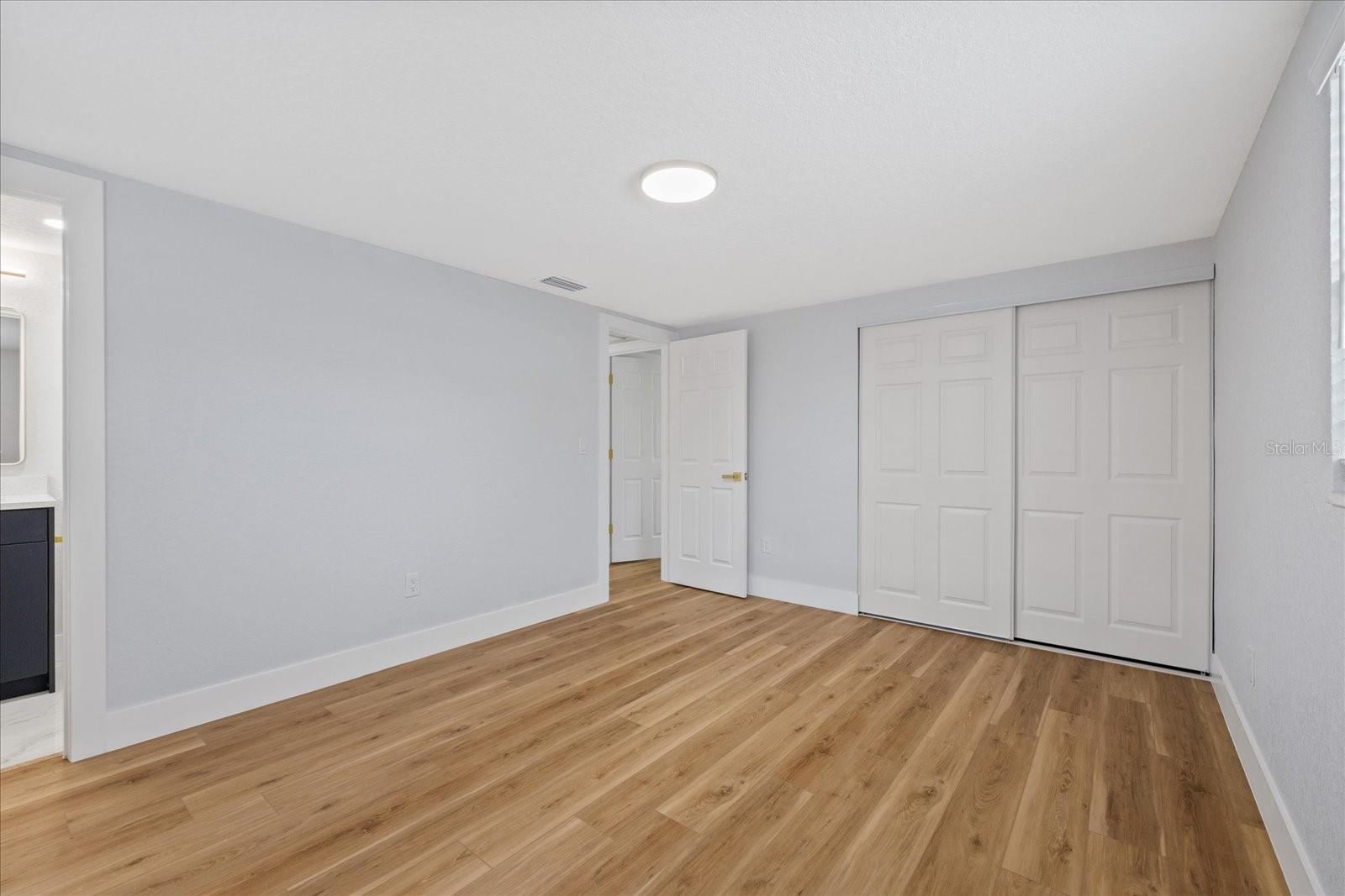 PINE CREST VILLA ADD 6 - Residential