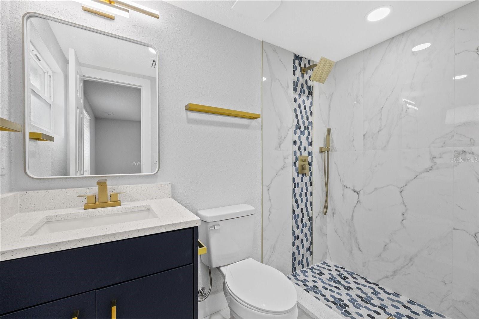 PINE CREST VILLA ADD 6 - Residential