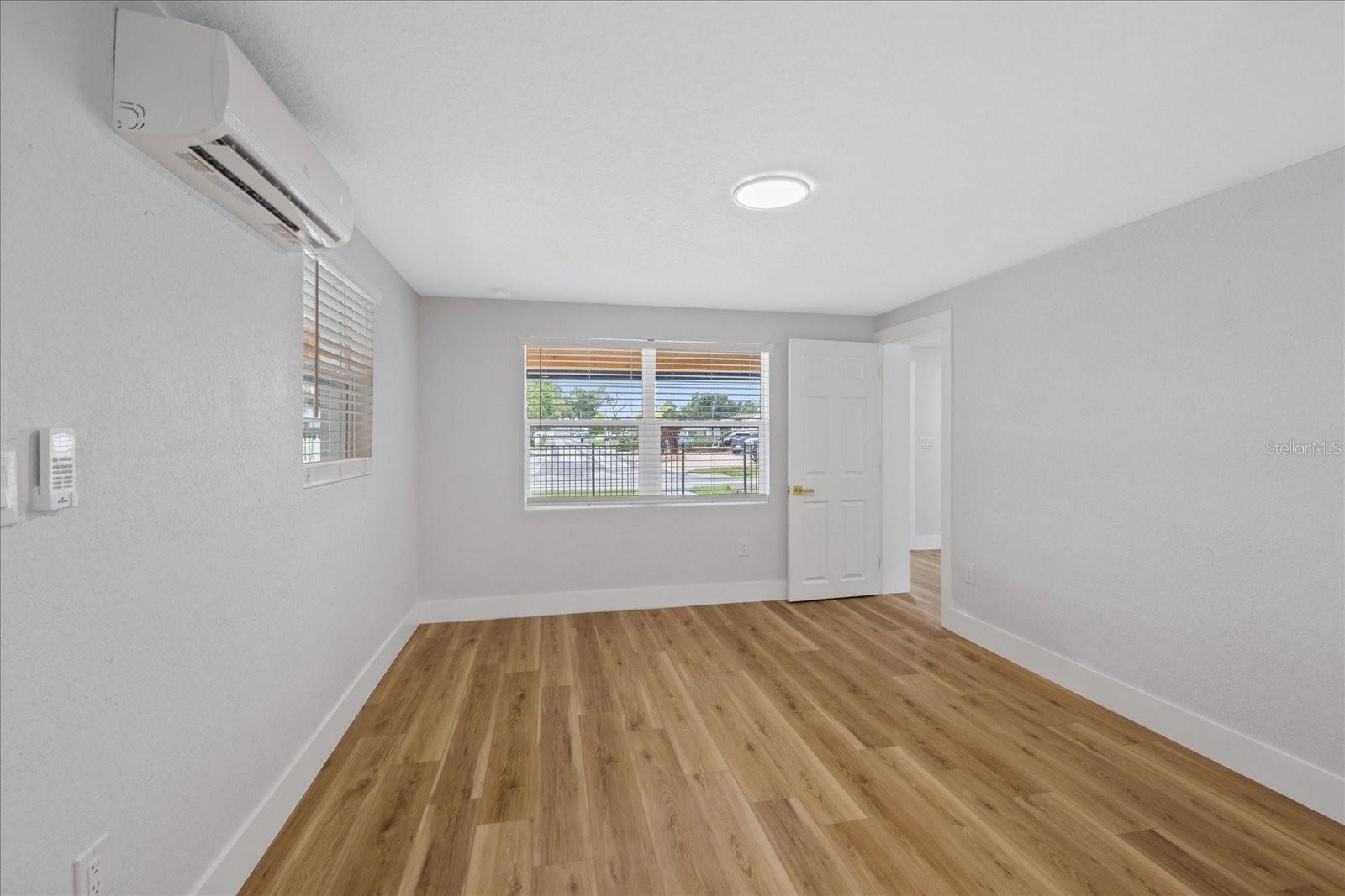 PINE CREST VILLA ADD 6 - Residential