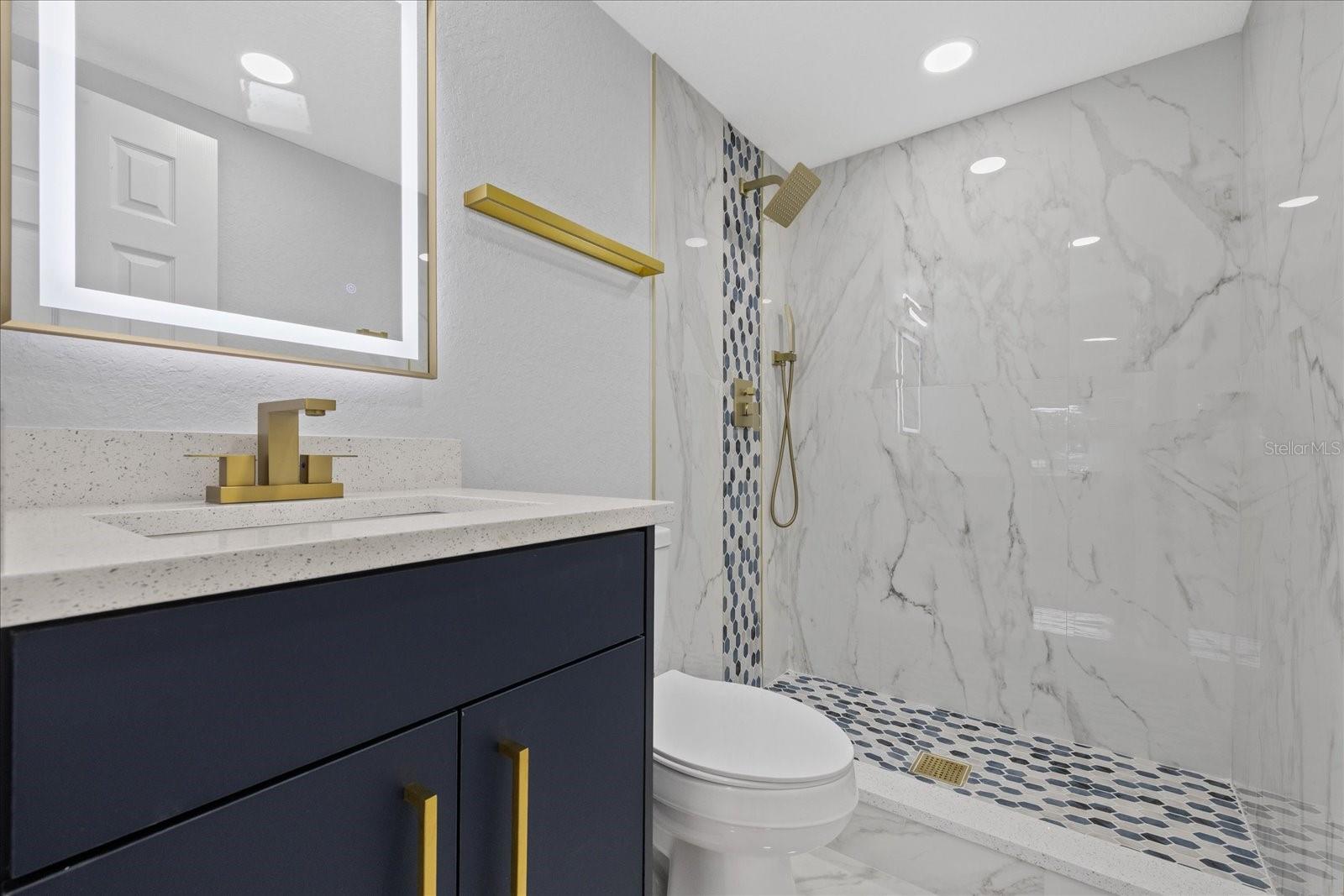 PINE CREST VILLA ADD 6 - Residential