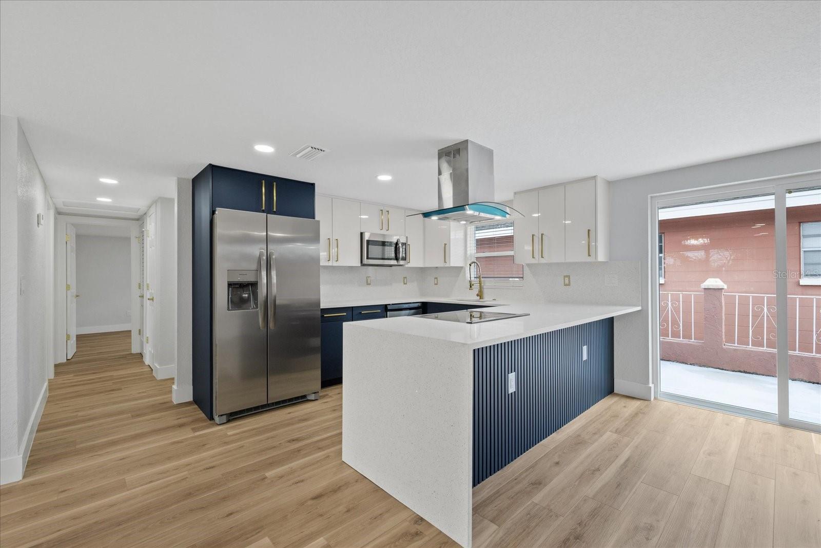 PINE CREST VILLA ADD 6 - Residential