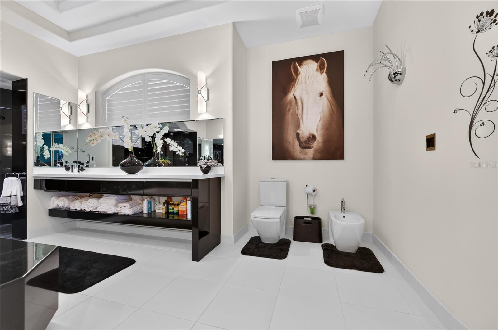 MC ELROYS BELLEVIEW - Residential