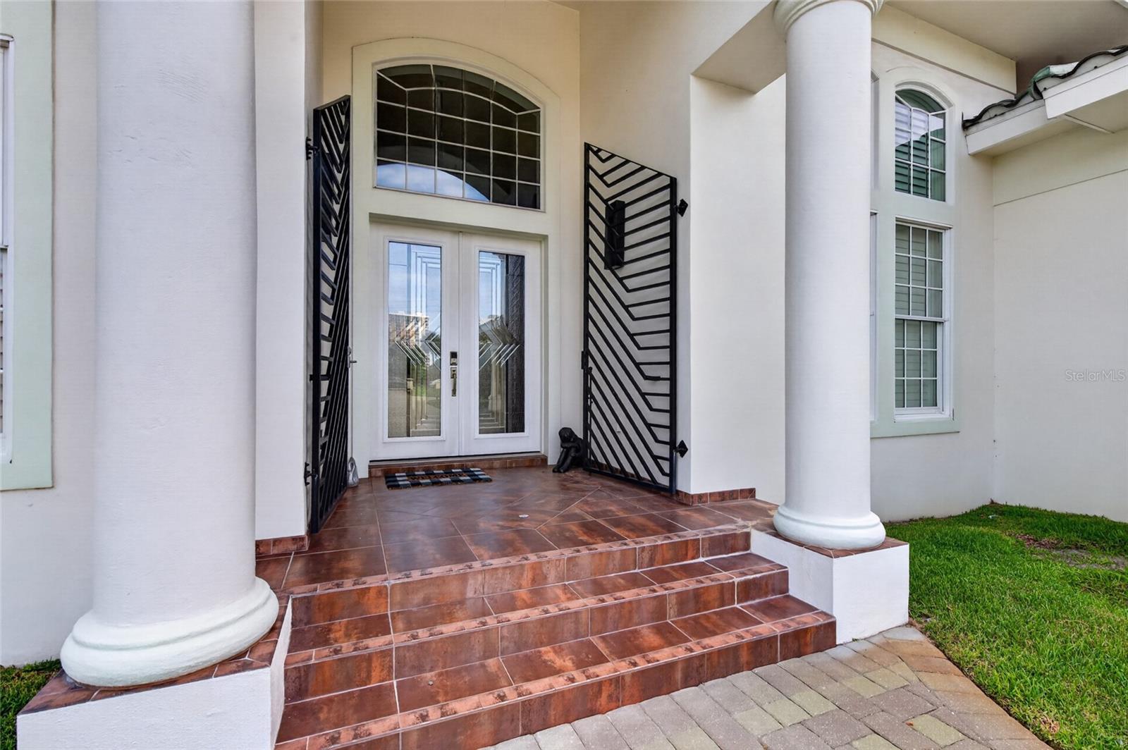 MC ELROYS BELLEVIEW - Residential