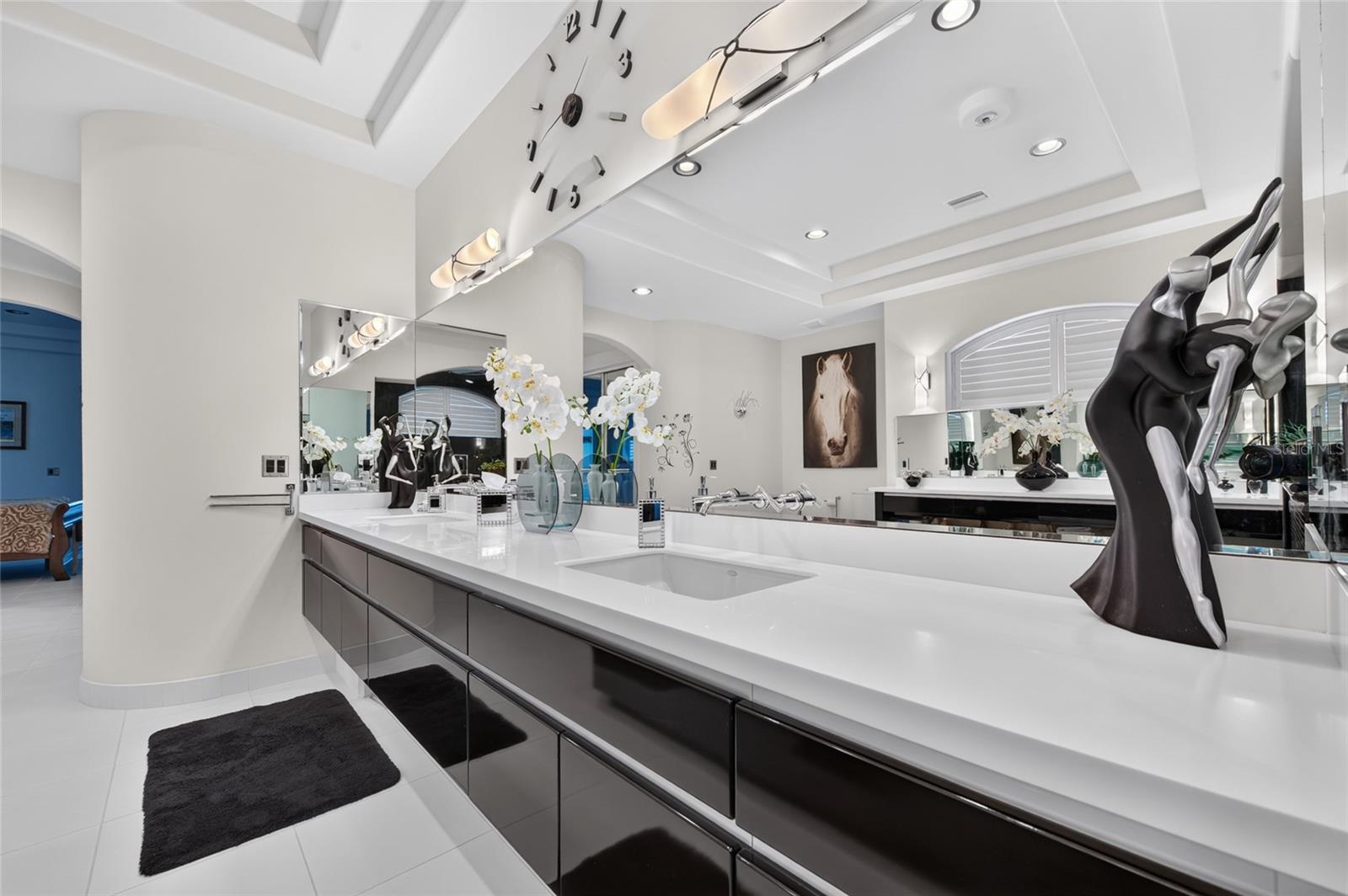 MC ELROYS BELLEVIEW - Residential