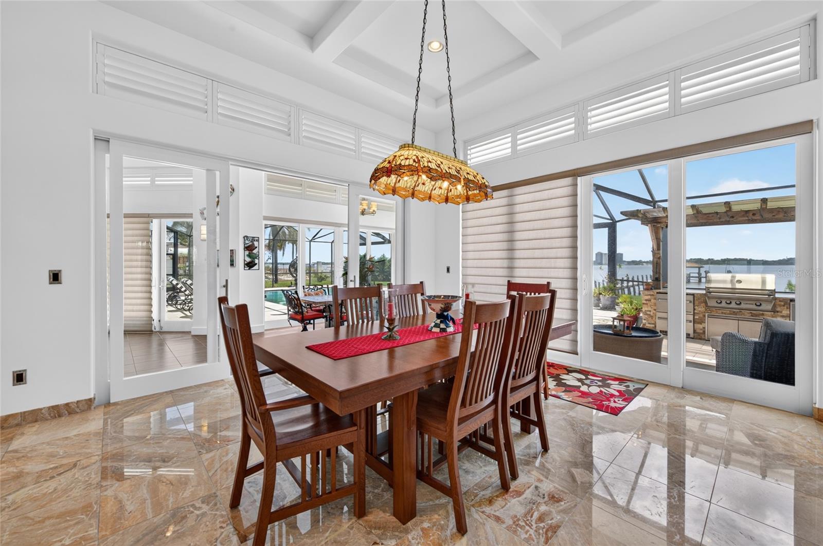 MC ELROYS BELLEVIEW - Residential