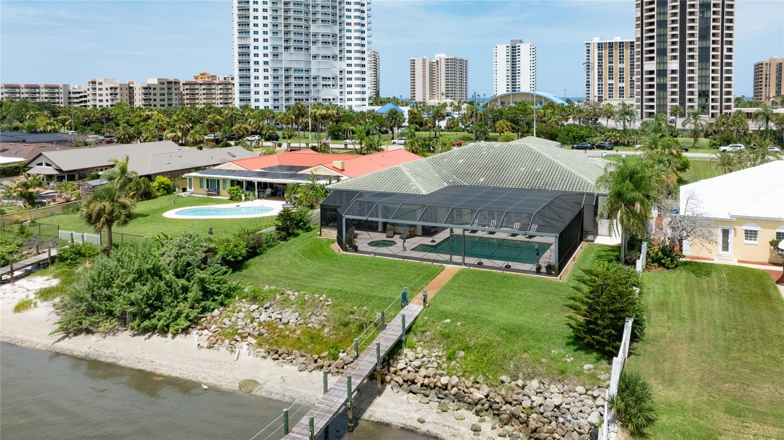 MC ELROYS BELLEVIEW - Residential