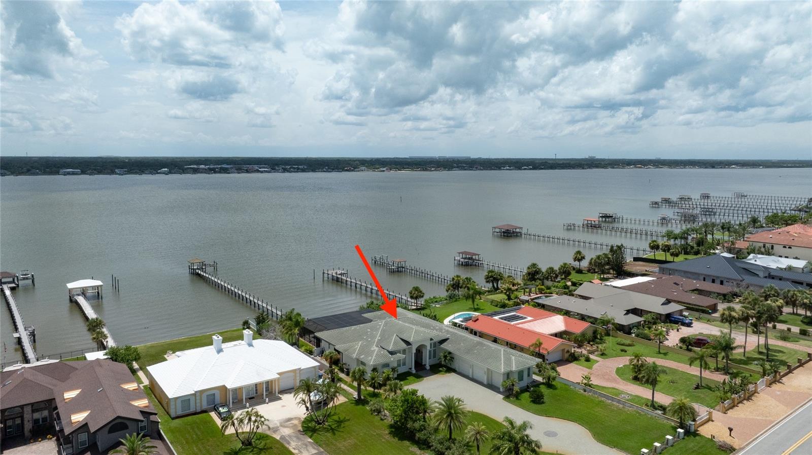 MC ELROYS BELLEVIEW - Residential