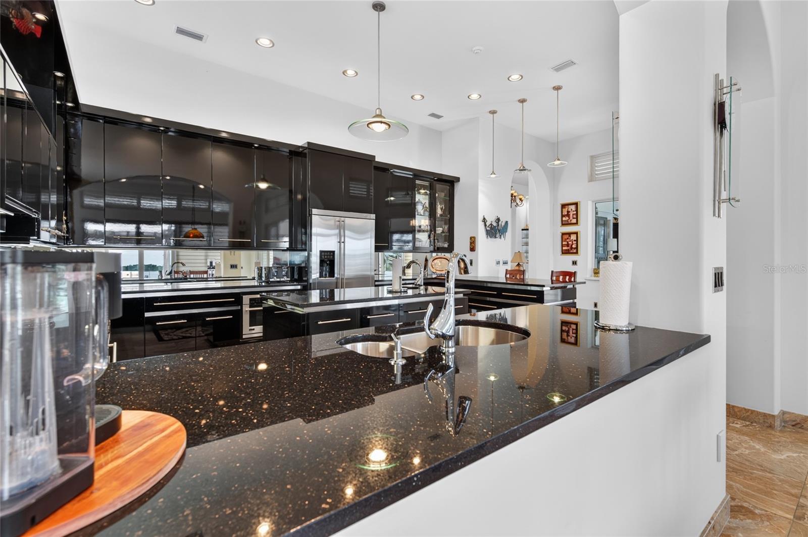 MC ELROYS BELLEVIEW - Residential