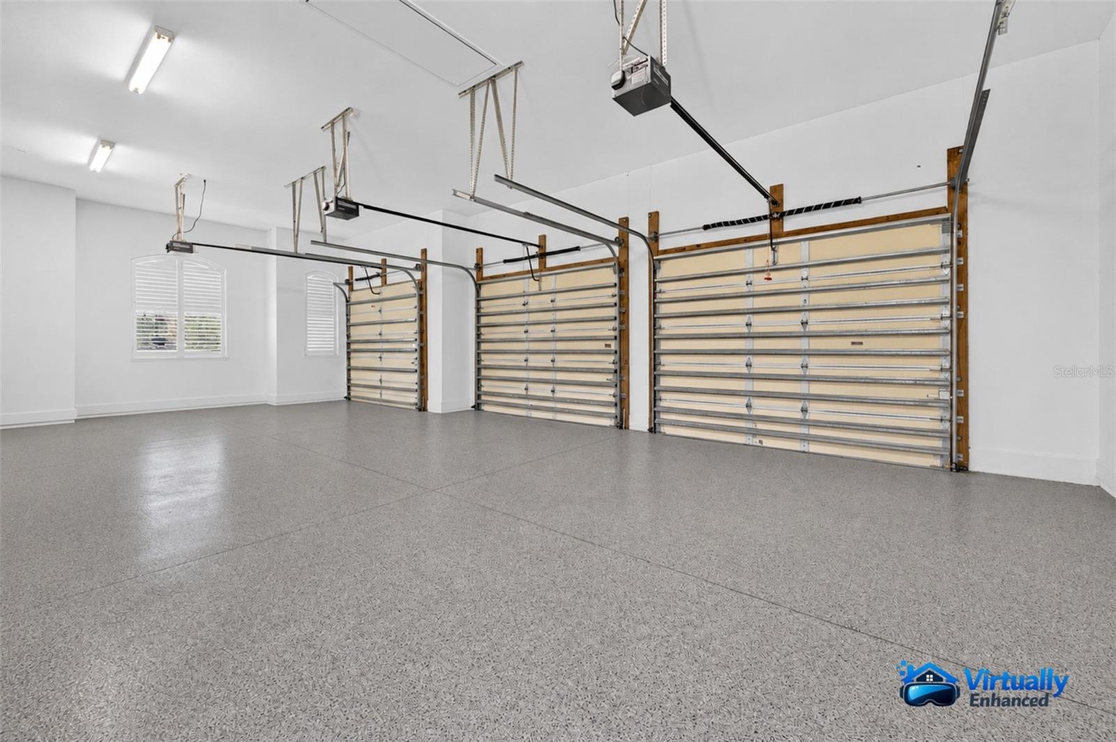 MC ELROYS BELLEVIEW - Residential