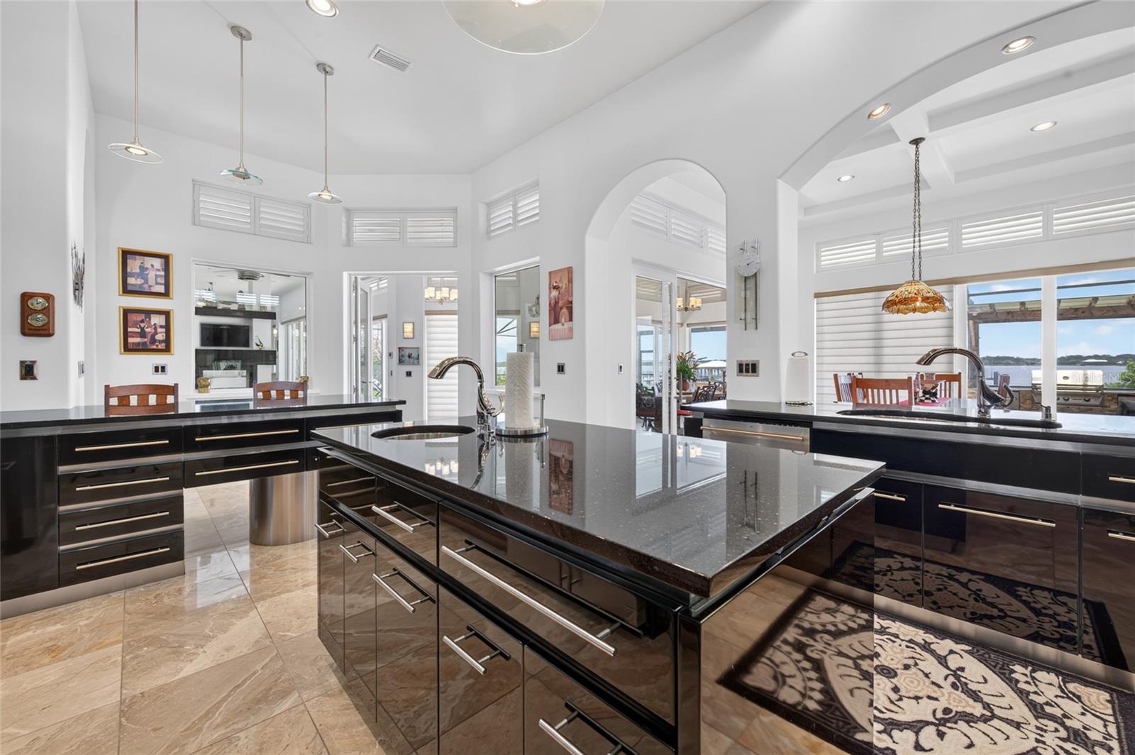 MC ELROYS BELLEVIEW - Residential