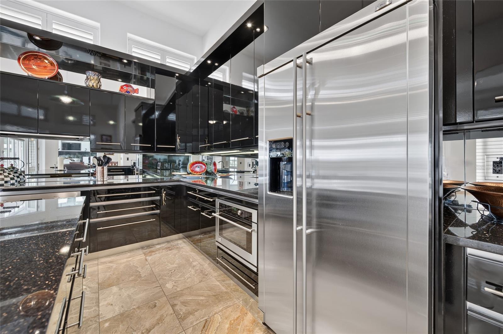 MC ELROYS BELLEVIEW - Residential