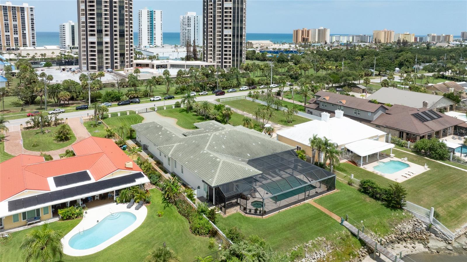 MC ELROYS BELLEVIEW - Residential