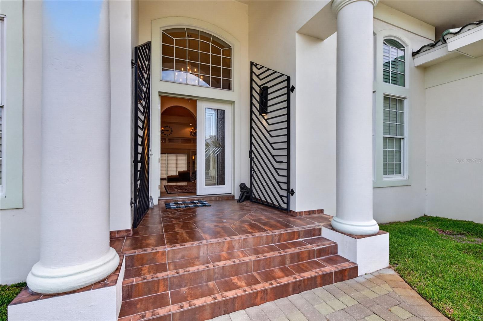MC ELROYS BELLEVIEW - Residential