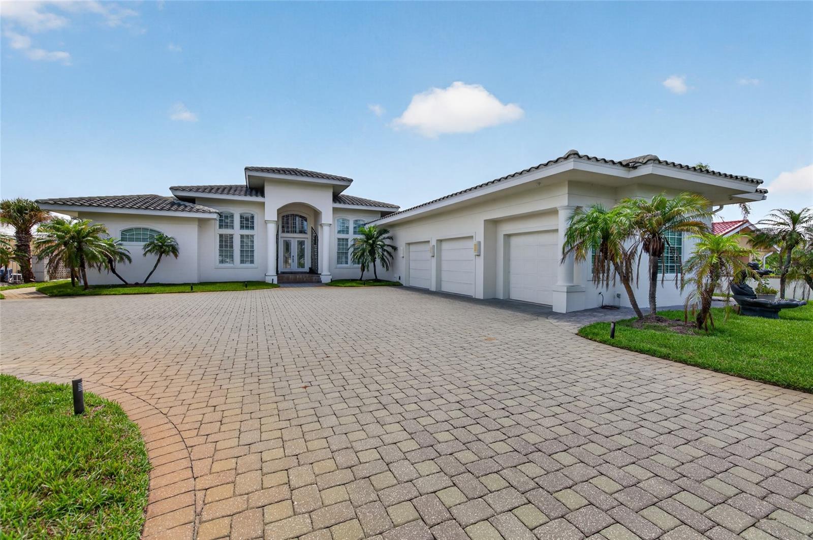 MC ELROYS BELLEVIEW - Residential
