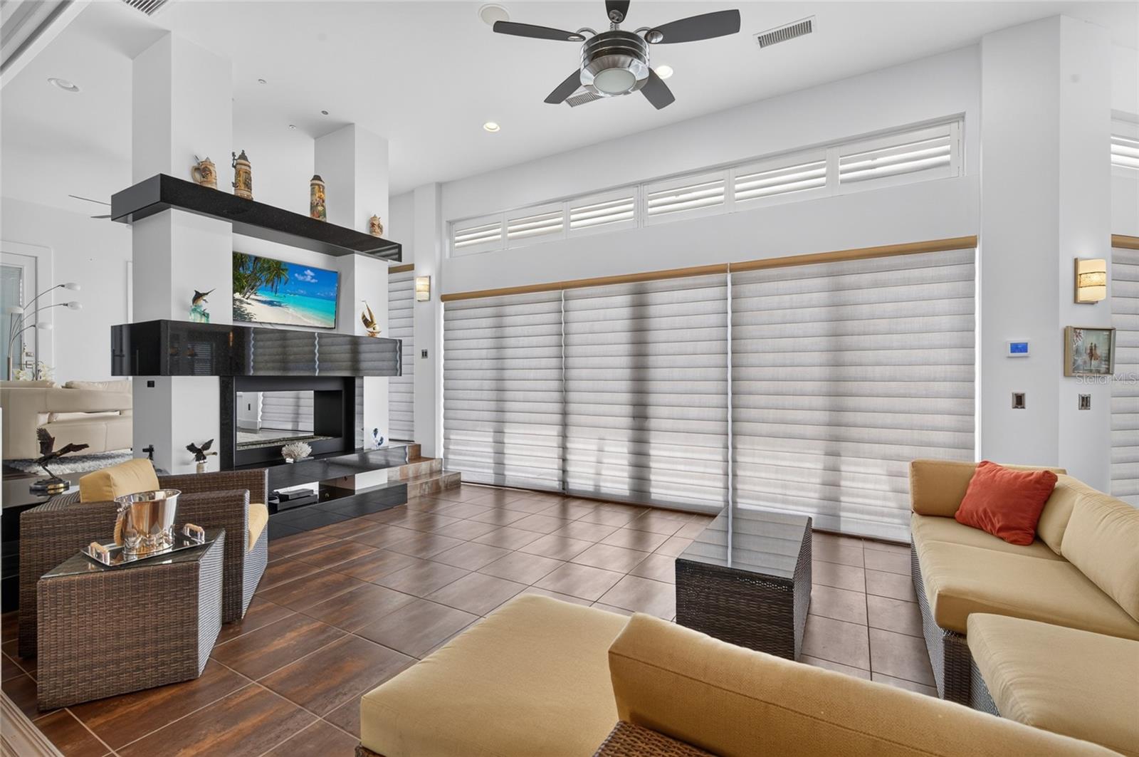 MC ELROYS BELLEVIEW - Residential