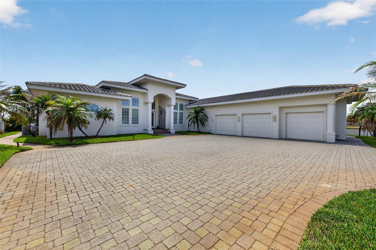 MC ELROYS BELLEVIEW - Residential