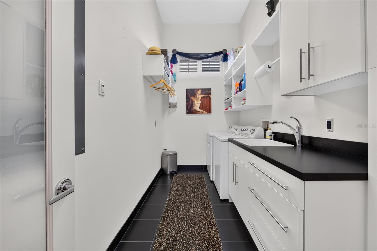 MC ELROYS BELLEVIEW - Residential