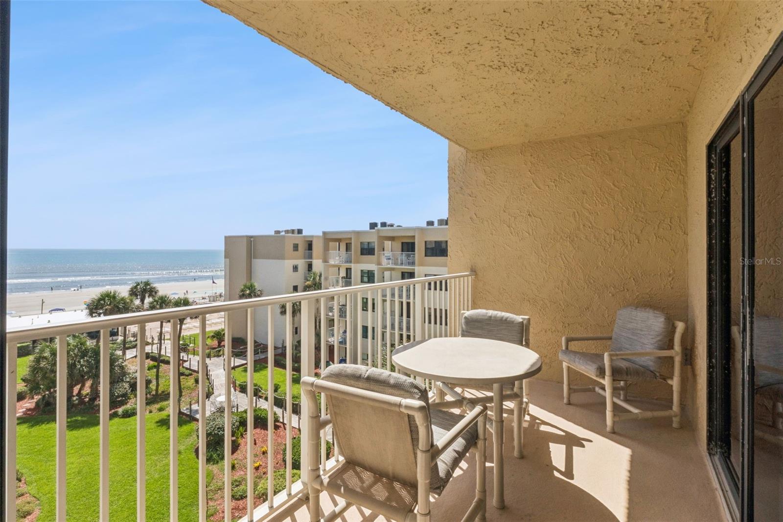 CASTLE REEF CONDO - Residential