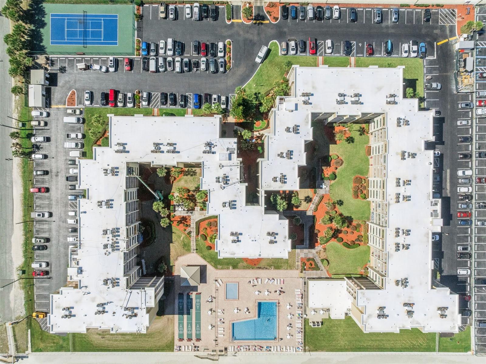 CASTLE REEF CONDO - Residential