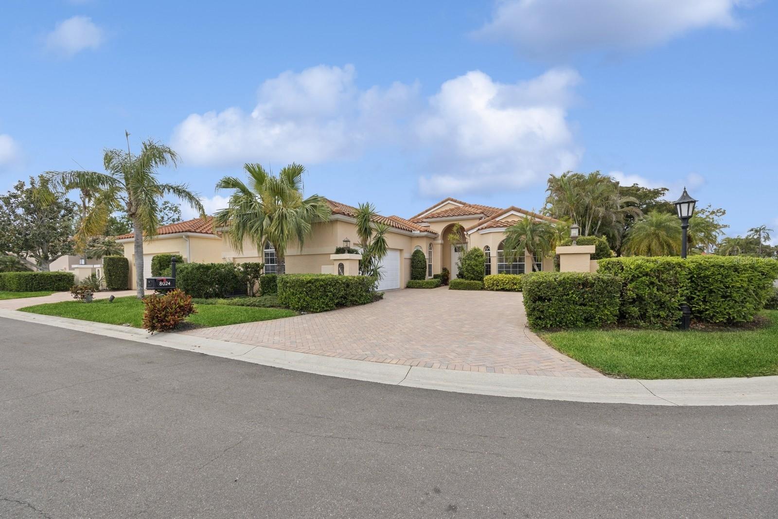 PRESTANCIA-VILLA FIORE - Residential