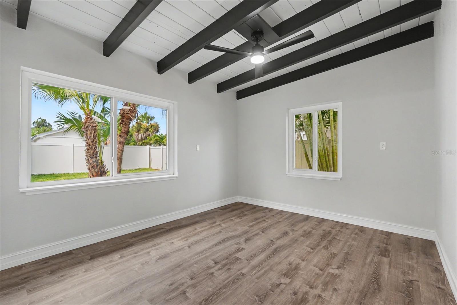 HARBOR VIEW VILLAS A - Residential
