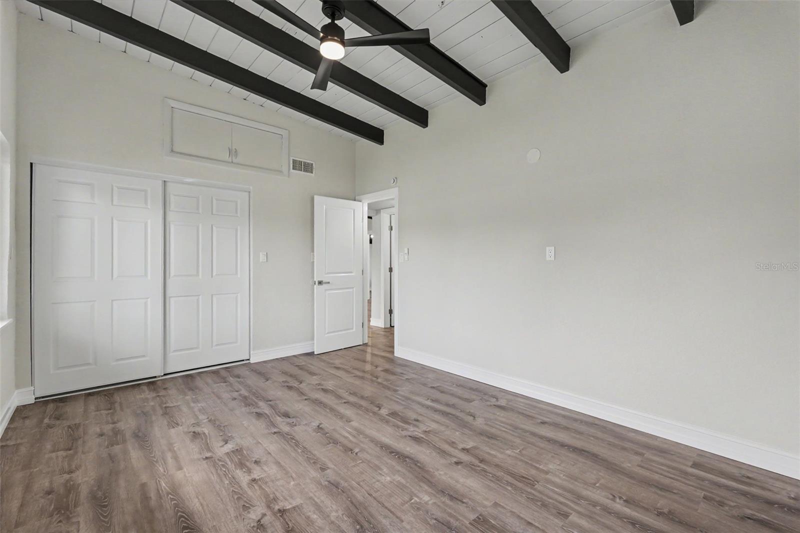 HARBOR VIEW VILLAS A - Residential