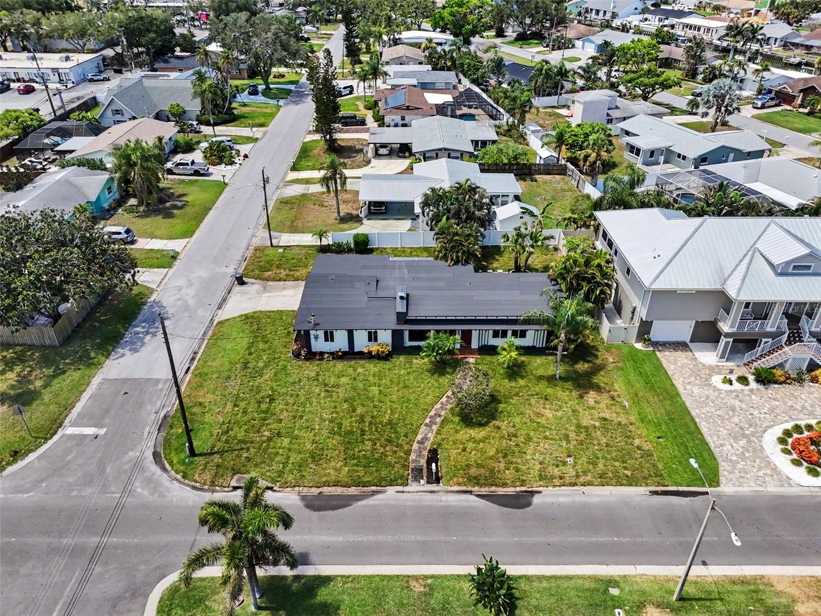 HARBOR VIEW VILLAS A - Residential