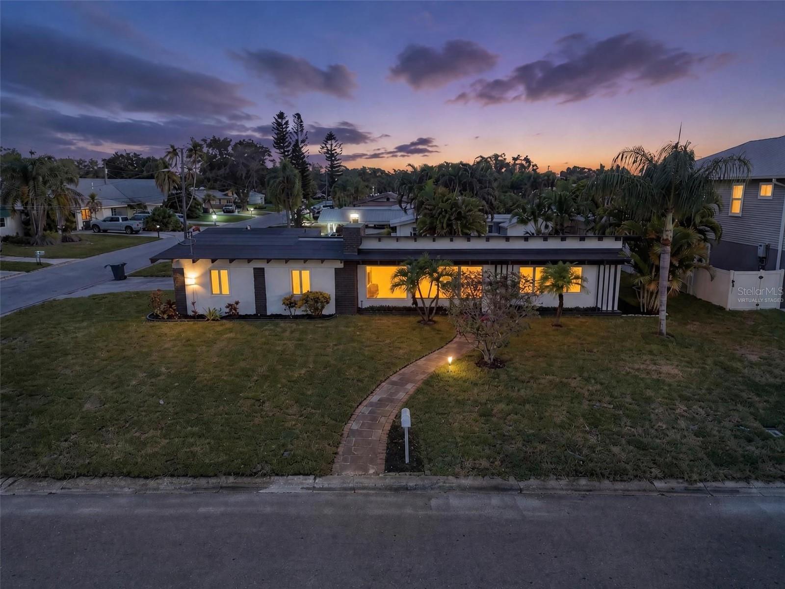 HARBOR VIEW VILLAS A - Residential
