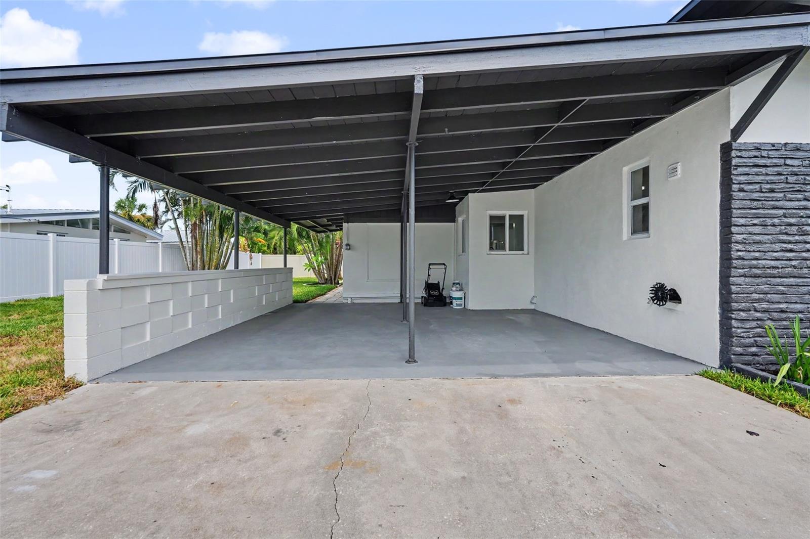 HARBOR VIEW VILLAS A - Residential
