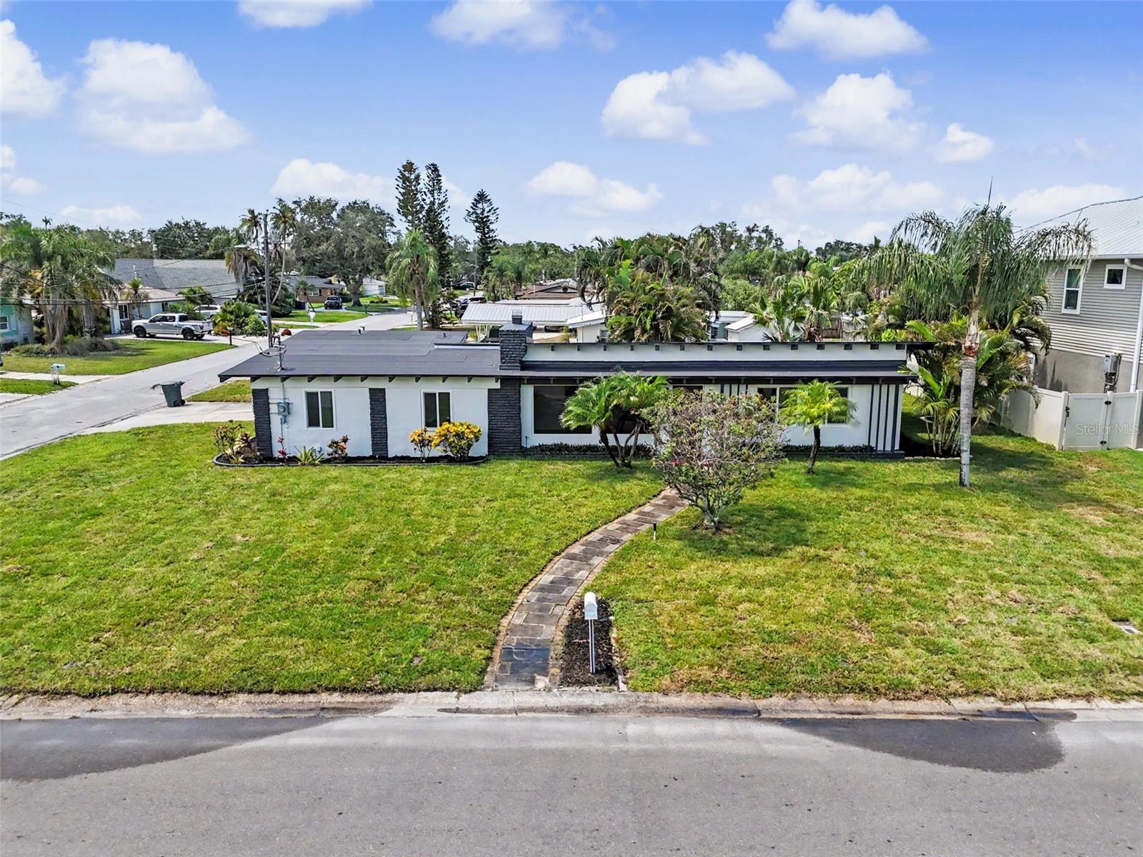 HARBOR VIEW VILLAS A - Residential