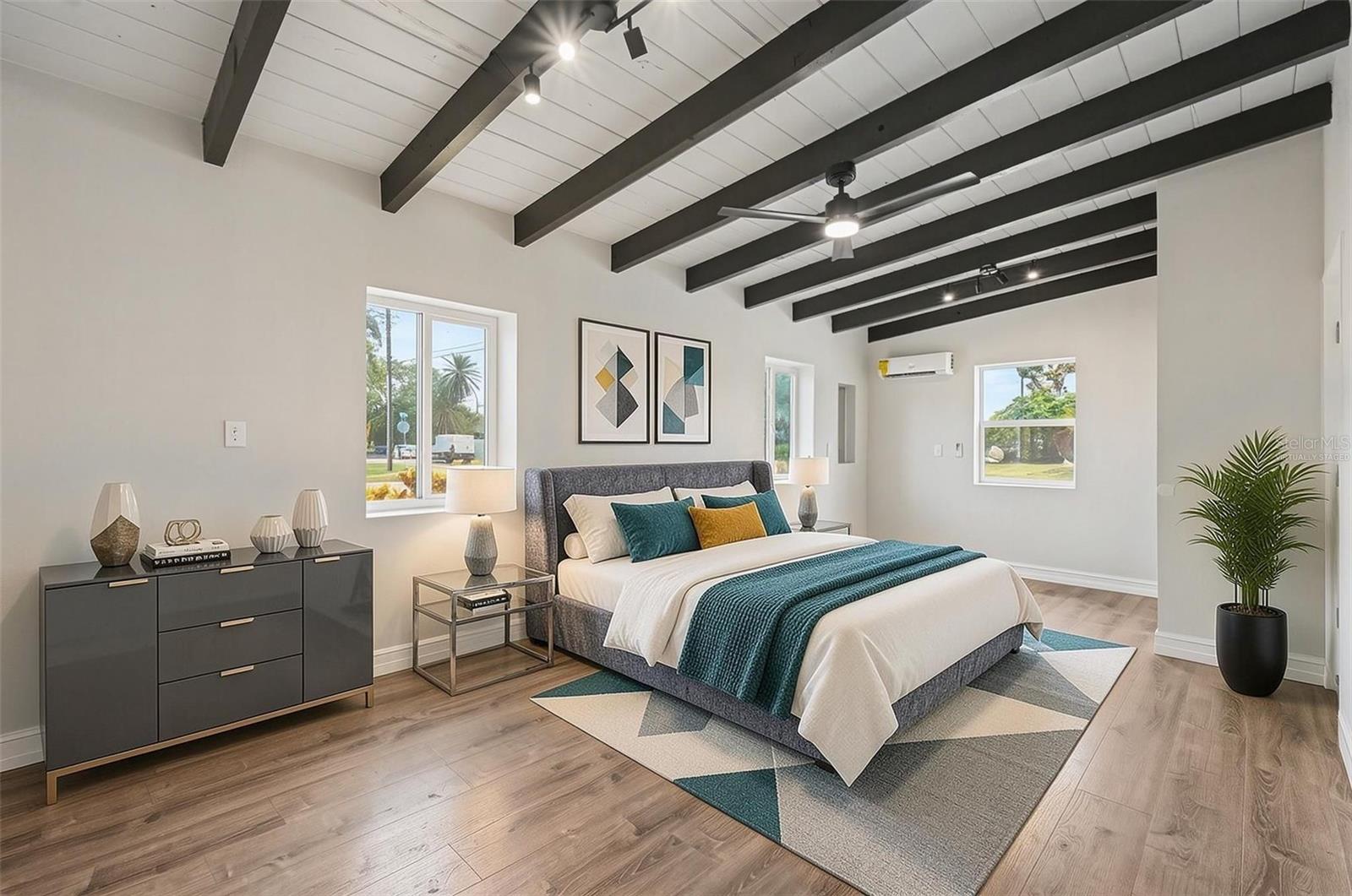 HARBOR VIEW VILLAS A - Residential