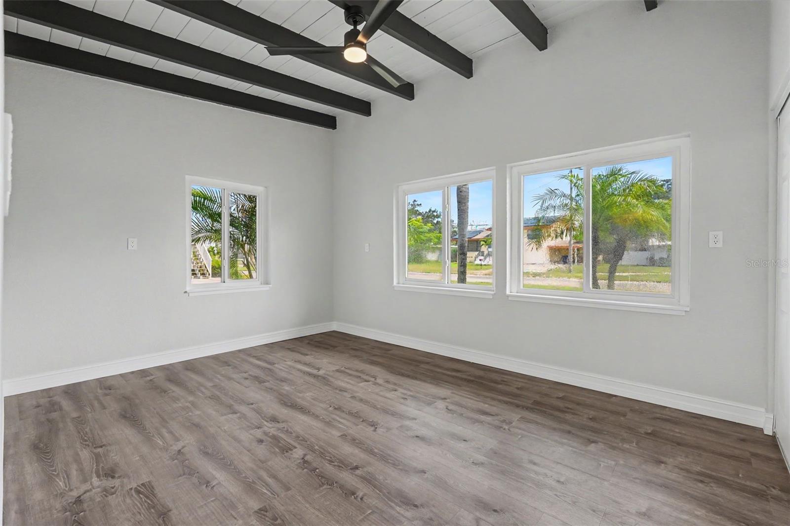 HARBOR VIEW VILLAS A - Residential