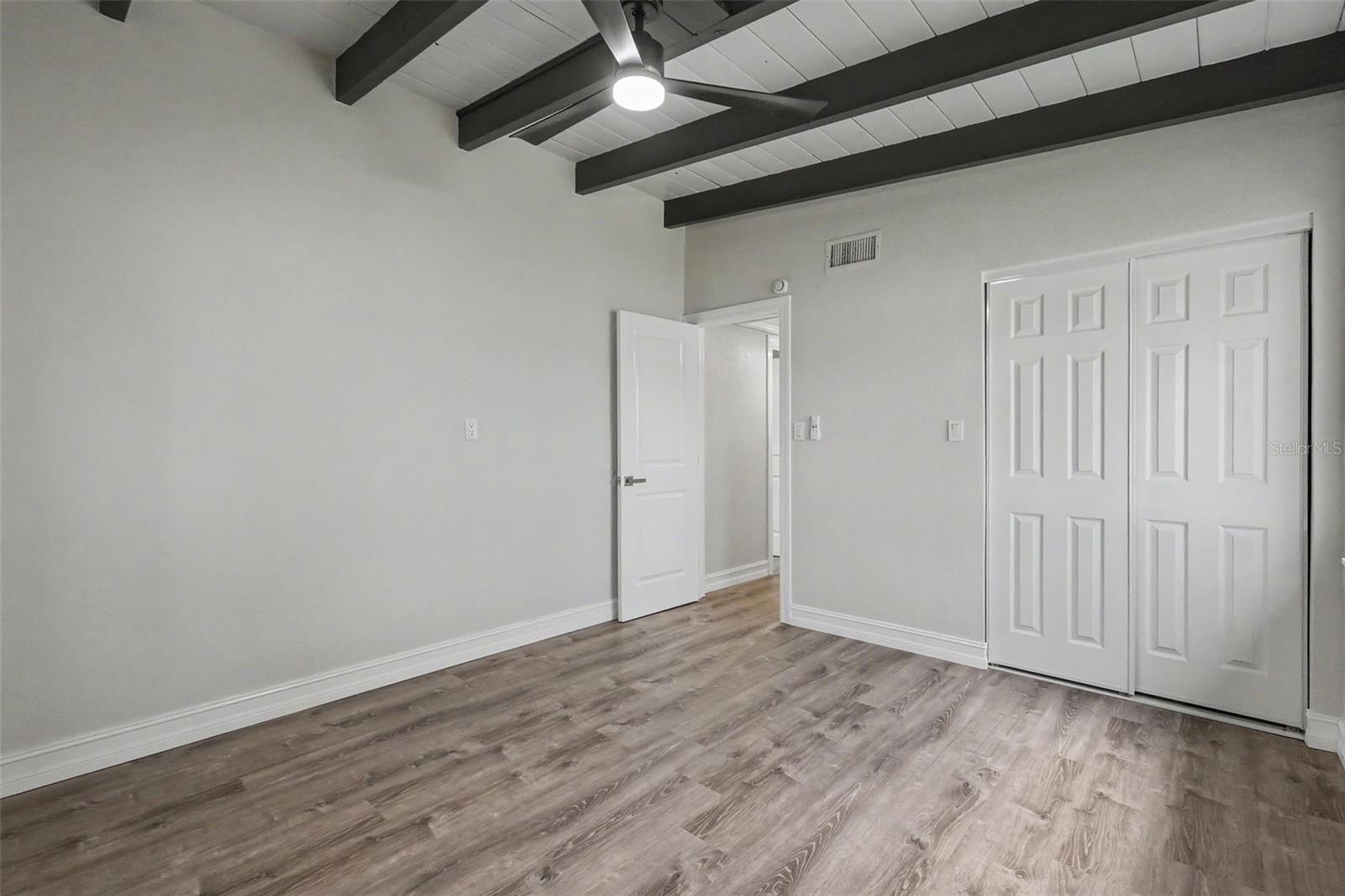 HARBOR VIEW VILLAS A - Residential