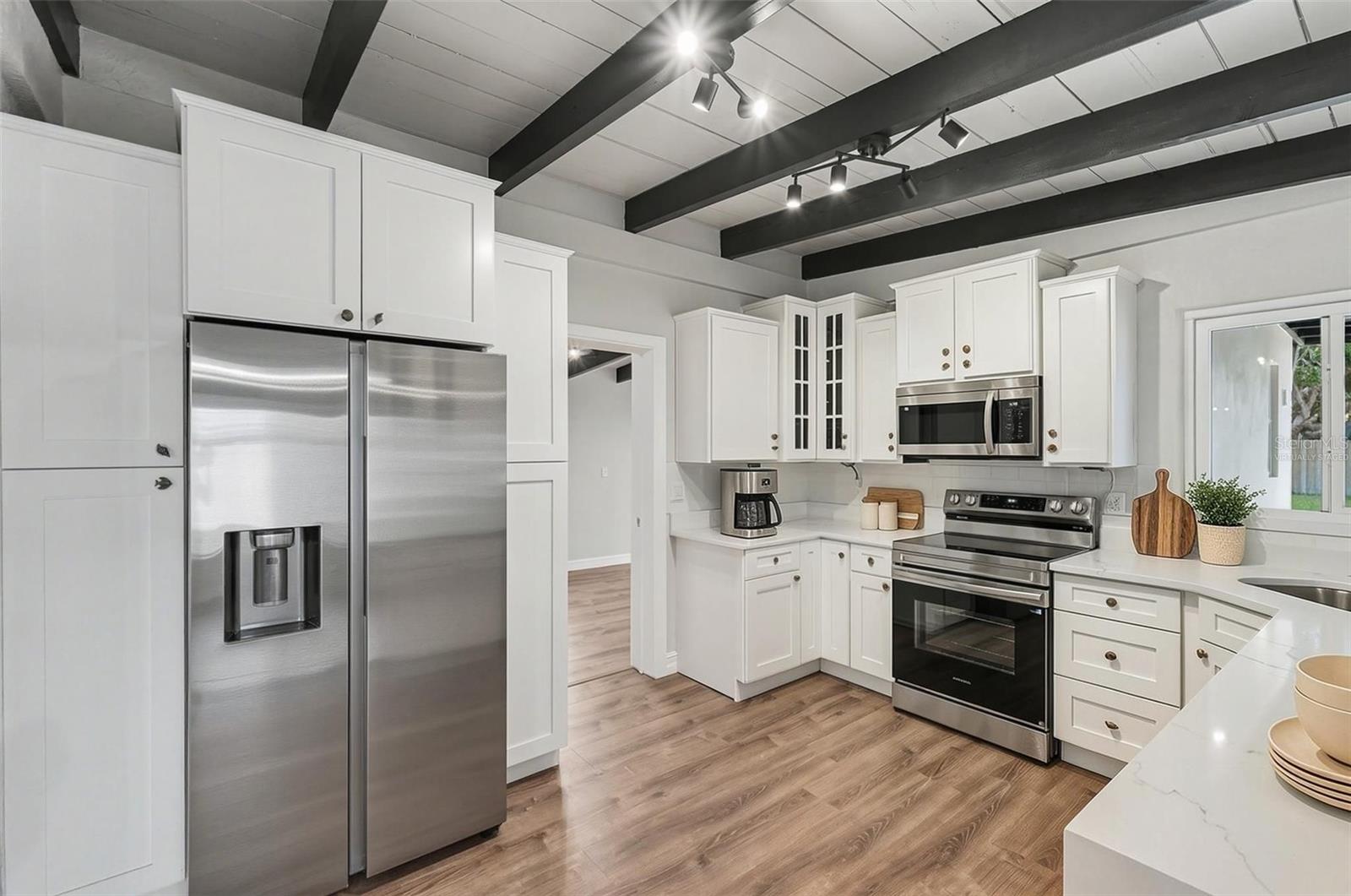 HARBOR VIEW VILLAS A - Residential