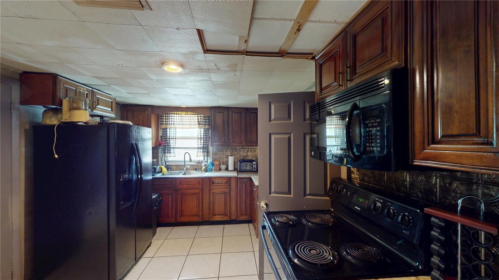CITY ZEPHYRHILLS - Residential