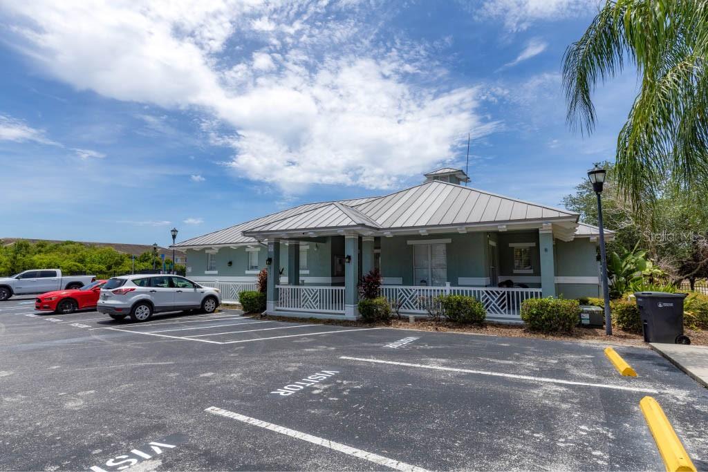 VILLAGES OF BLOOMINGDALE CONDO - Residential Lease