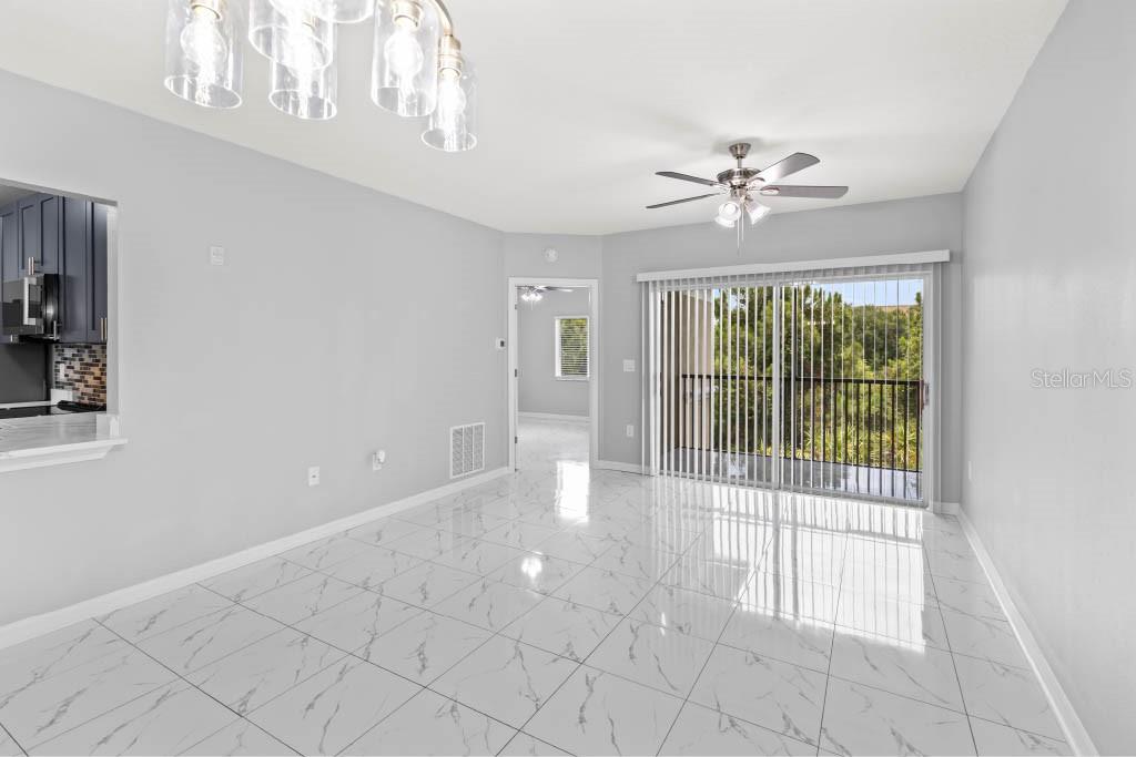 VILLAGES OF BLOOMINGDALE CONDO - Residential Lease