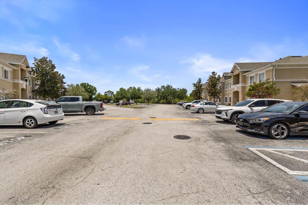 VILLAGES OF BLOOMINGDALE CONDO - Residential Lease