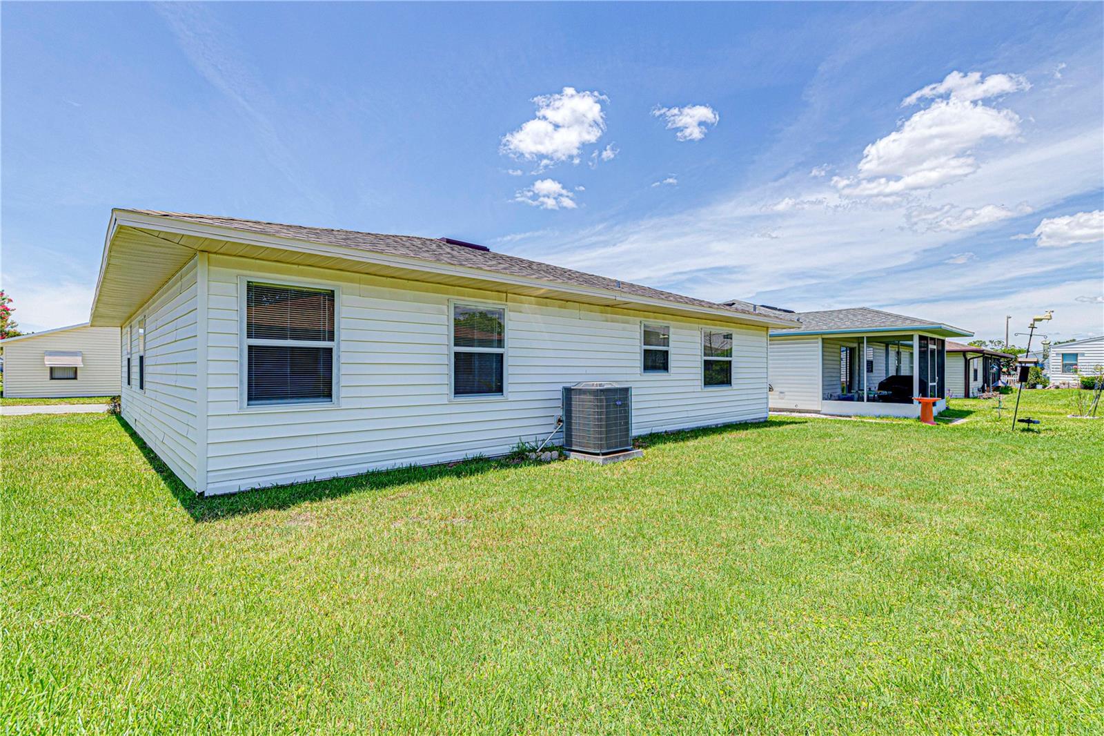COLONNADES PH 02 - Residential