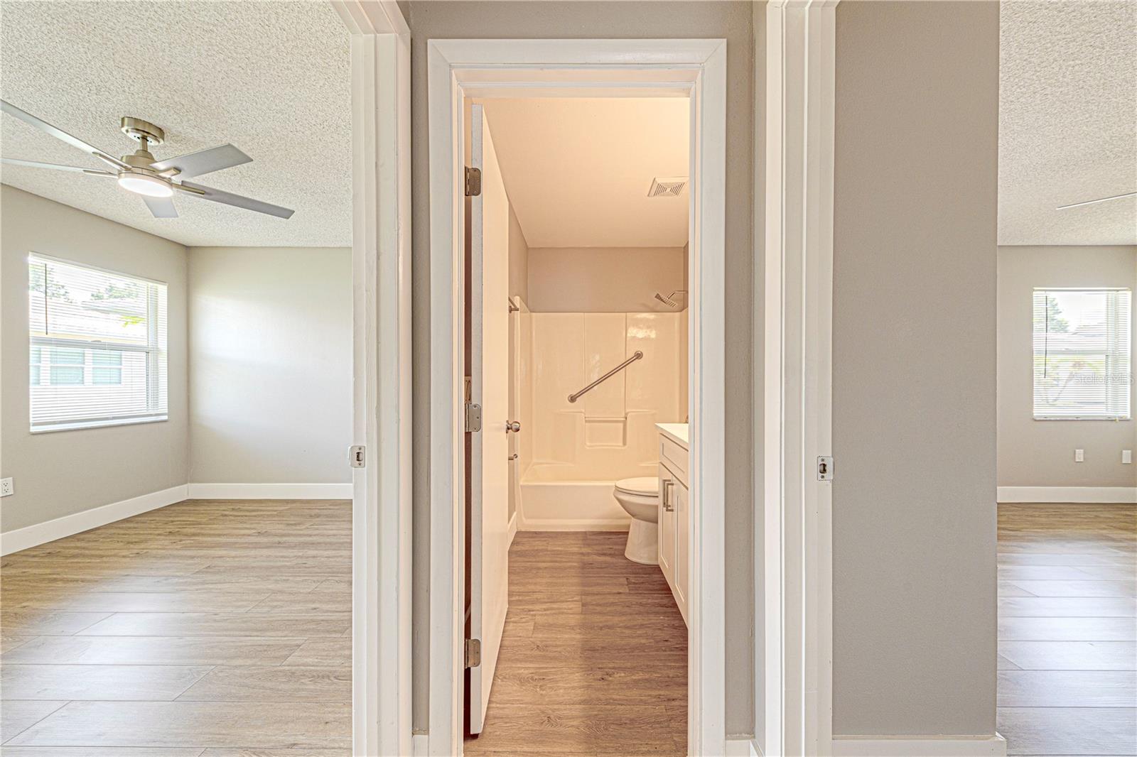 COLONNADES PH 02 - Residential