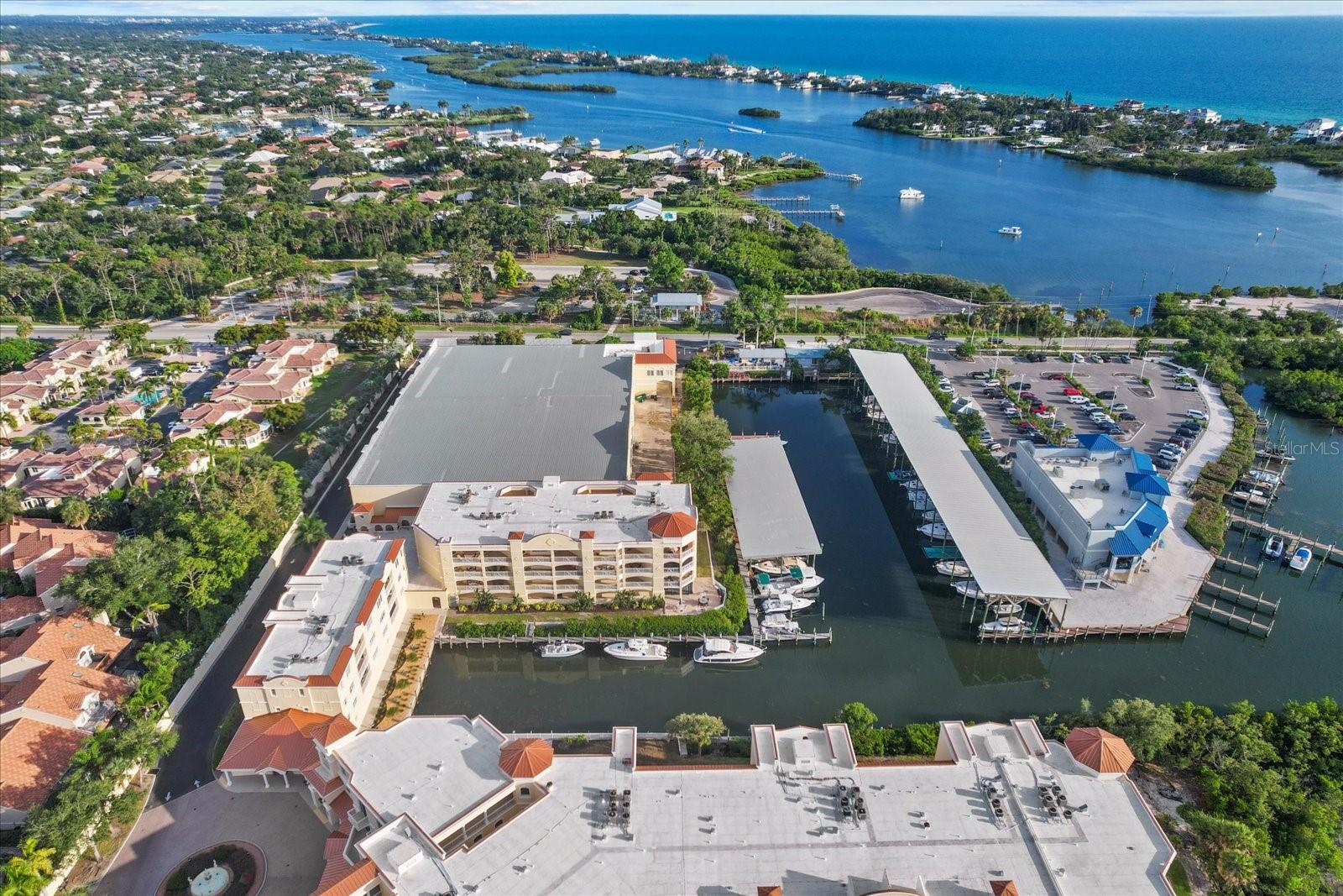 VILLAS AT BELLAGIO HARBOR VILLAGE - Residential