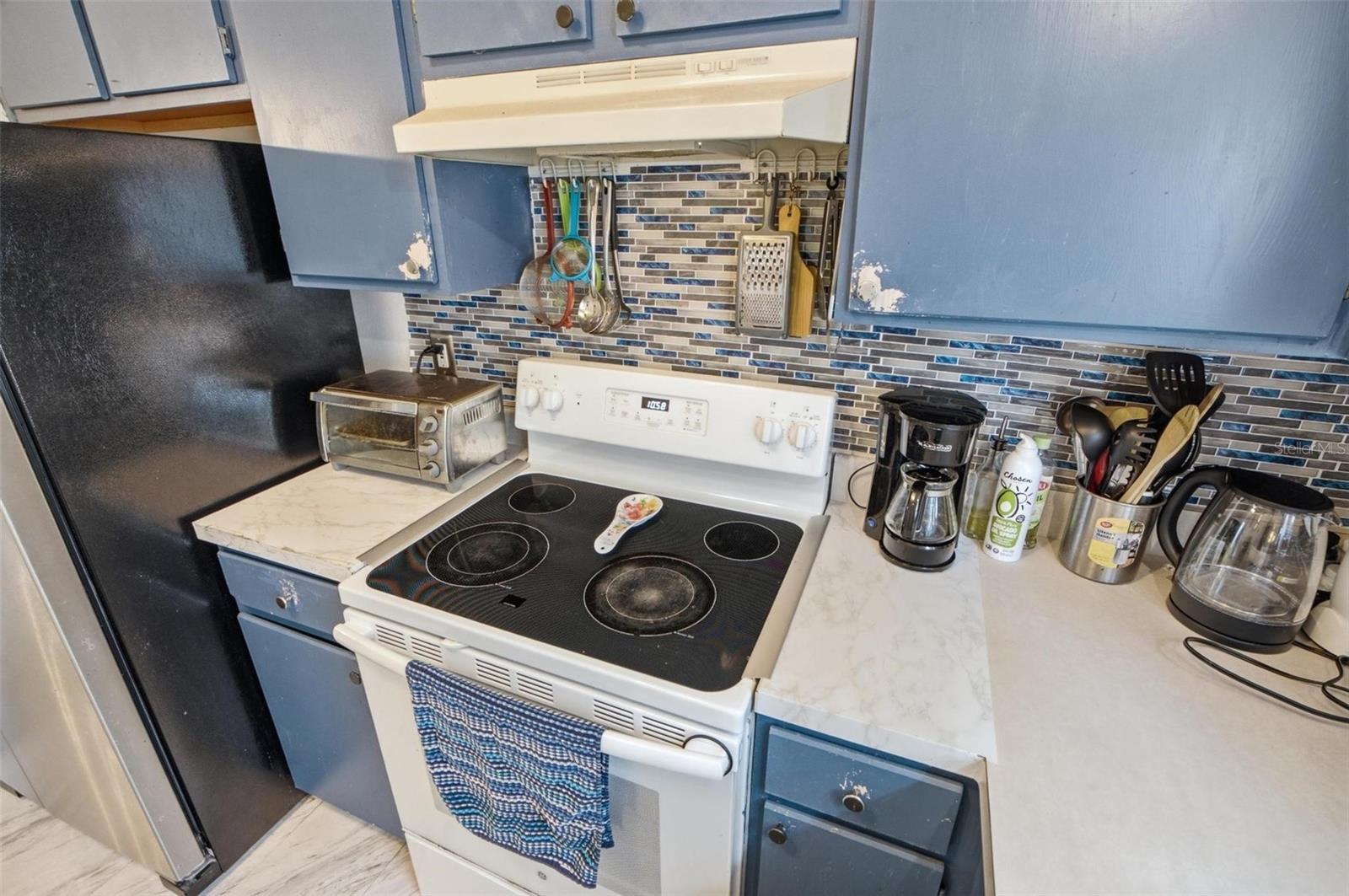 OAK GROVE CIRCLE - Residential