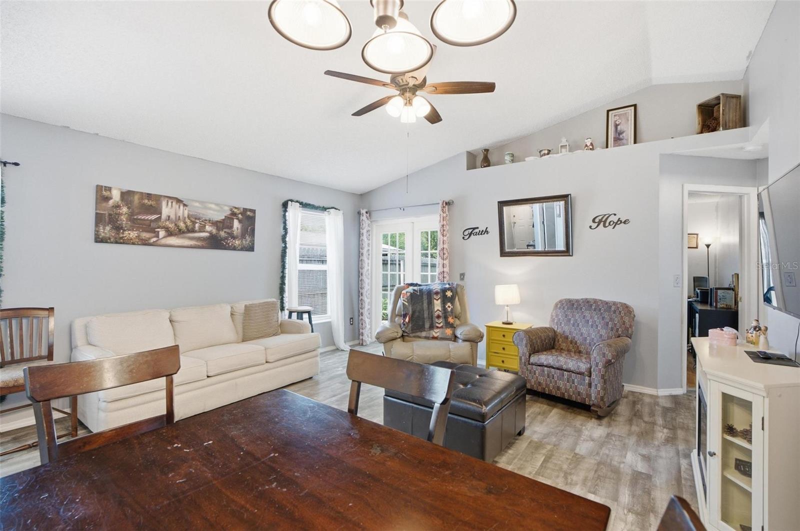 OAK GROVE CIRCLE - Residential