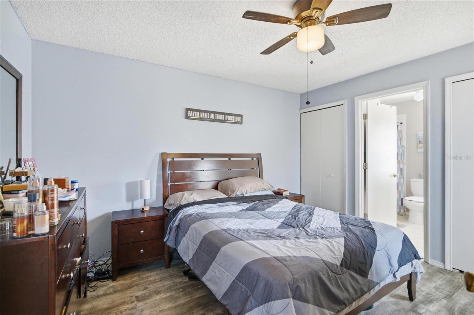OAK GROVE CIRCLE - Residential