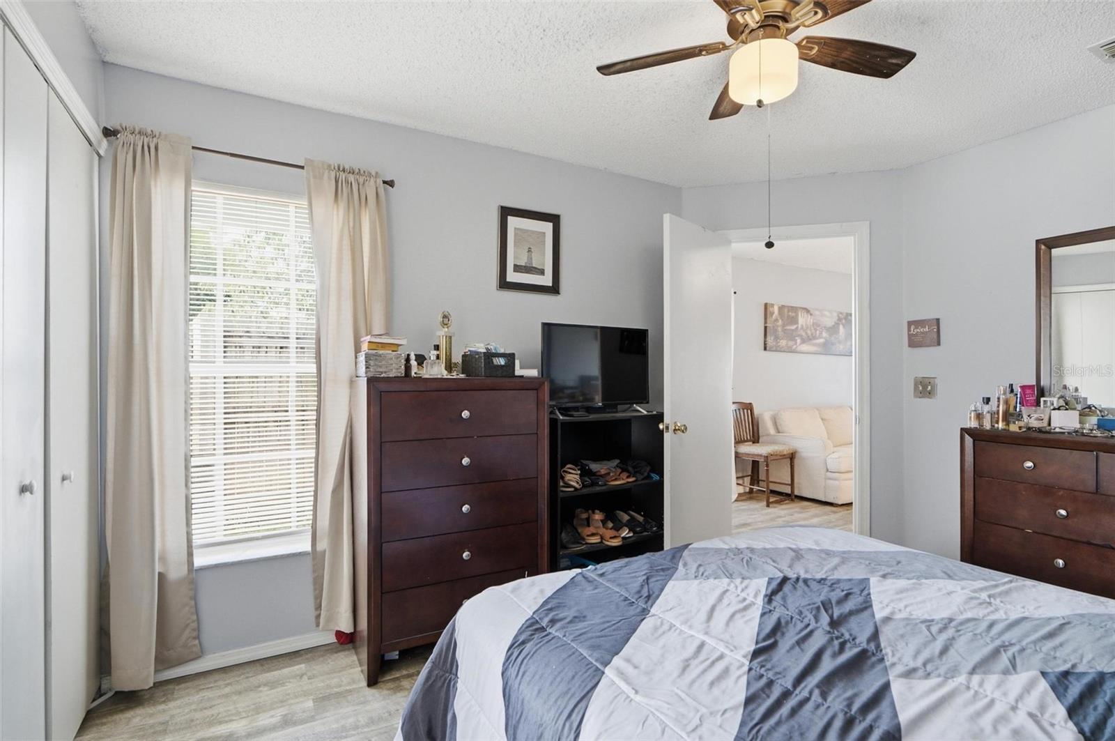 OAK GROVE CIRCLE - Residential