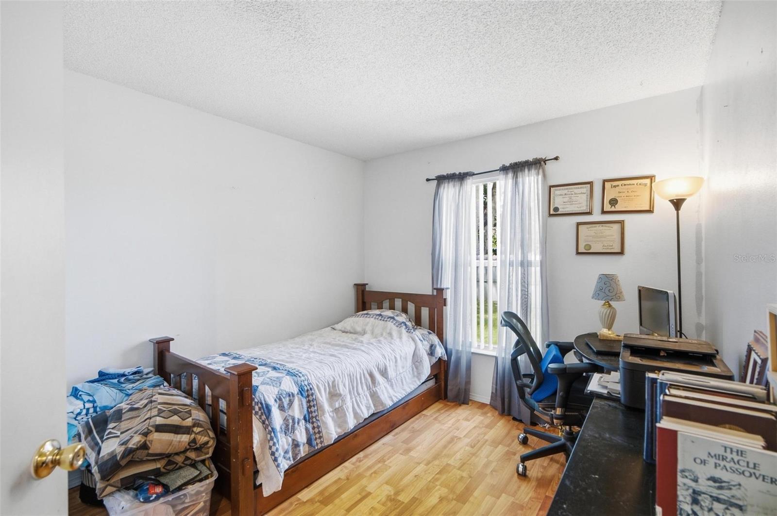 OAK GROVE CIRCLE - Residential