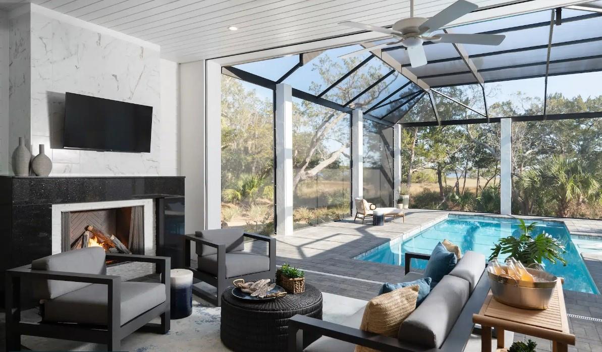 BIG SKY CLUB - Residential
