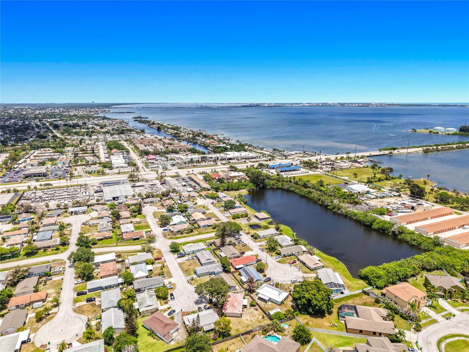 VILLAS AT NEWFOUND HARBOR - Residential