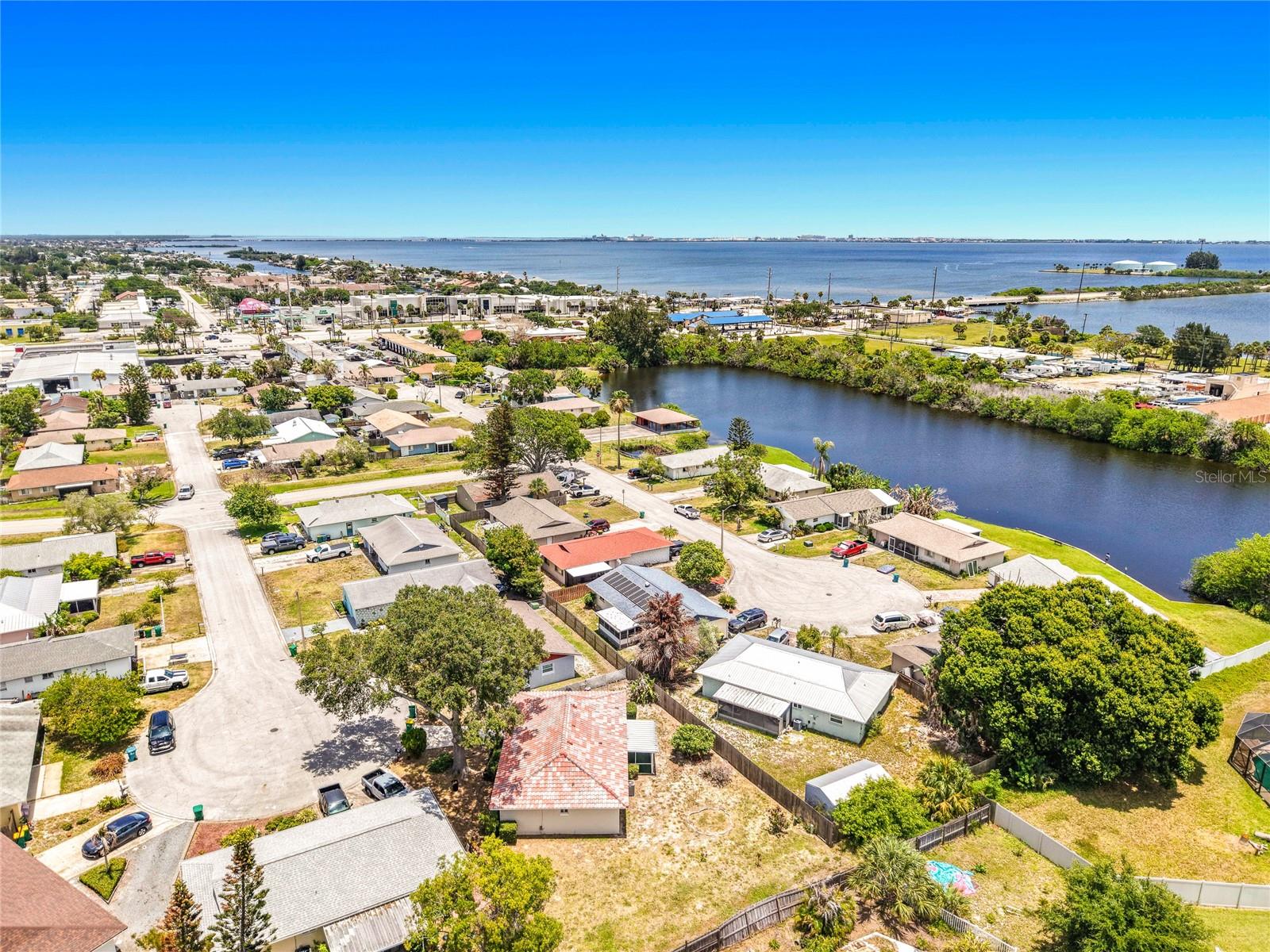VILLAS AT NEWFOUND HARBOR - Residential